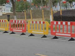 Barrier and Fense Strips